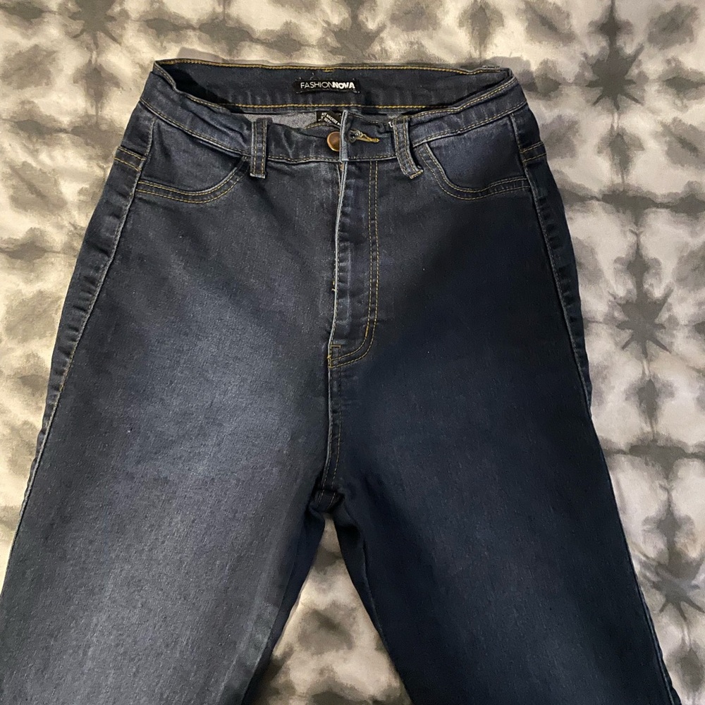 blue denim high waisted jeans